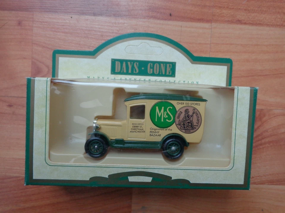 CLASSIC LLEDO DAYS GONE - 1934 CHEVROLET CHEVY VAN 'MARKS & SPENCERS' REF 21019 - Image 1 of 1