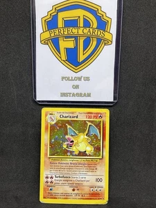 POKÉMON SET BASE UNLIMITED CHARIZARD HOLO 4/102 PR/DMG - Picture 1 of 2