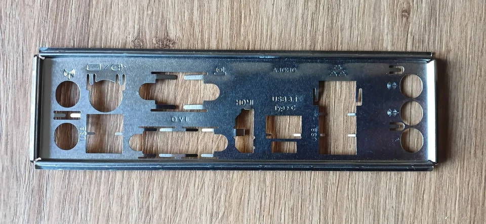 ASRock Z270 Pro4 - ATX Blende Shield - Bild 1 von 1