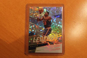 Patrick Ewing (New York Knicks) Panini Revolution Legends New Year Gold Holo /8 - Bild 1 von 2