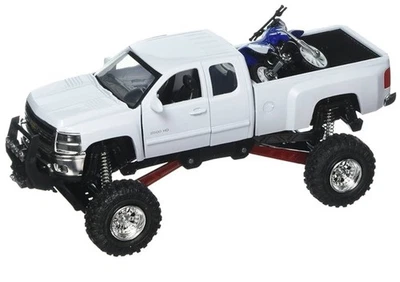 Nuevo Ray 1:32 todo terreno Chevrolet Silverado 2500 HD Foto 1 de 4