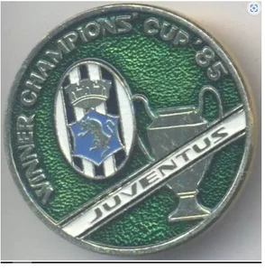 metal pin Juventus Italy - Winner Champions Cup 1985 - Picture 1 of 1