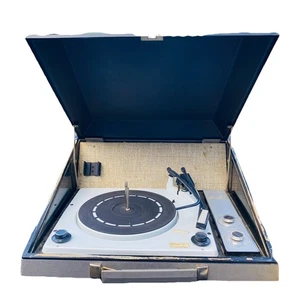 Vintage Zenith Solid State Portable Record Player Turntable – Suitcase Style - Picture 1 of 8