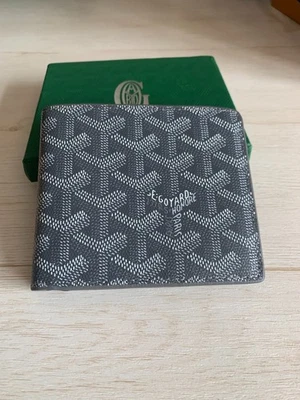 Cartera portatarjetas Goyard plegable para hombre de lujo Victoire gris Foto 1 de 2