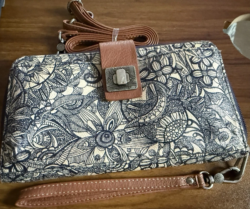 Sakroots Smartphone Crossbody Wallet NWD Wristlet Zip Around Floral Pattern - Image 1 of 4