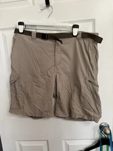 Columbia men’s 100% Nylon cargo utility shorts Tan Dark Khaki size 40x10 - Picture 1 of 6