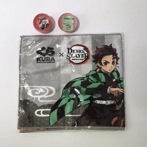 Demon Slayer x Kura Sushi Handtuch Limited Edition Promo Marke mit 1 Gashapon NEU - Bild 1 von 7