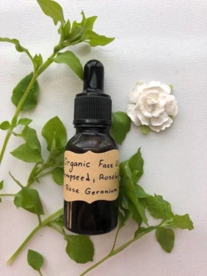  Face Oil with Hempseed oil Anti Aging and Clear Skin Formula, Organic - Image 1 of 4