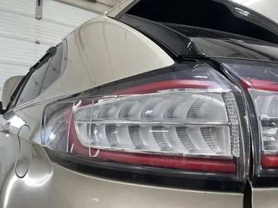Conjunto de luz trasera izquierda usado se adapta a: Ford Edge SEL 2018 cuarto montado en panel L. Foto 1 de 4