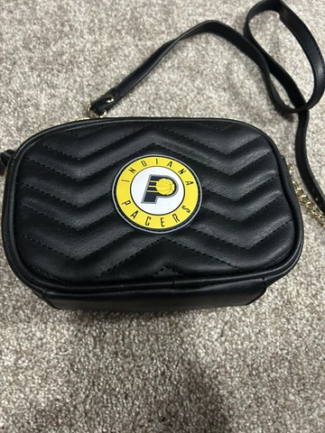Indiana Pacers purse NEW Cover