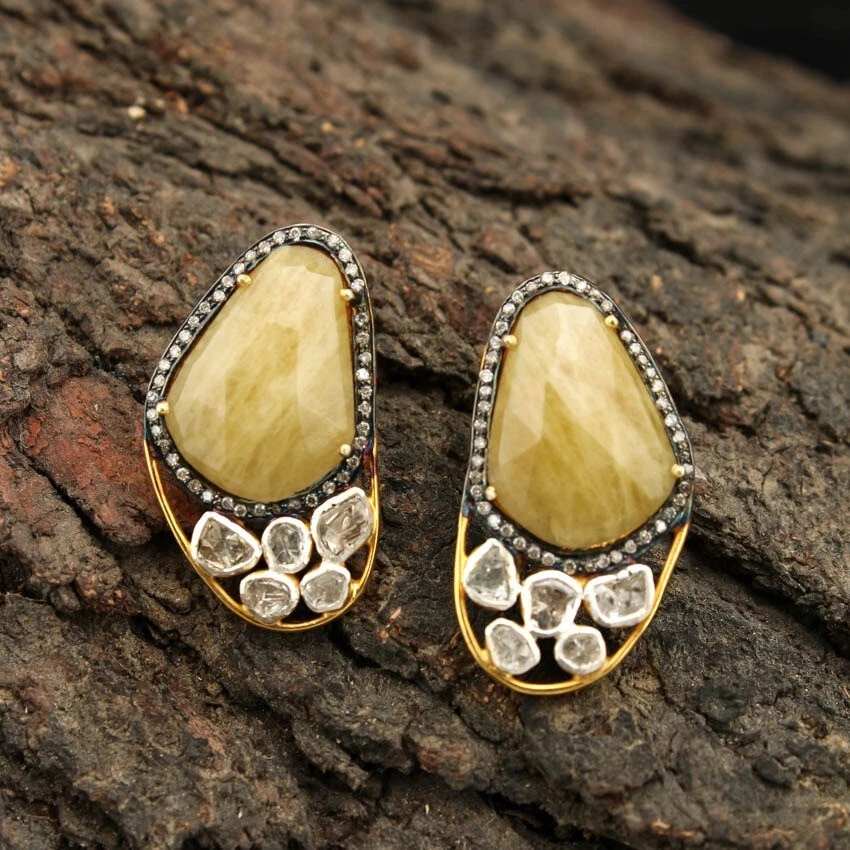 Pendientes de plata de ley con tachuelas de diamantes de berilo natural hechos a mano joyas Foto 1 de 3