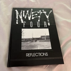 1994 St Charles MI Community High School Yearbook "Reflections" Vol 45 - Bild 1 von 14