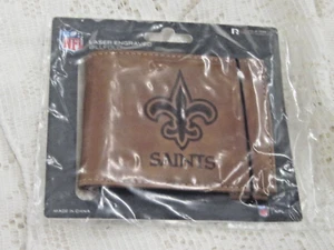 NEW ORLEANS SAINTS LAZER ENGRAVED BROWN 4 INCH BILLF0LD WALLET NEW LEATHER - Picture 1 of 2