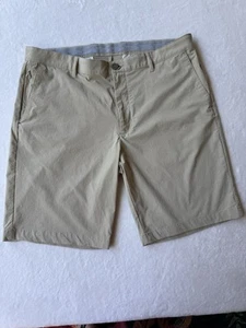 Tommy Bahama Mens Shorts 38 Tan Beige Golf Dress casual - Picture 1 of 10