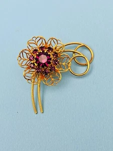 Vintage goldfarbene Blumen Anstecknadel Brosche Amethyst Steine groß & klein offen Design - Bild 1 von 6