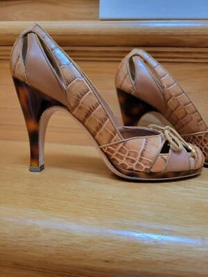 "CHRISTIAN  DIOR" ART DECO Pumps-Beige Moyen Veau Made in Italy Size 37EU / 7 US - Image 1 of 4