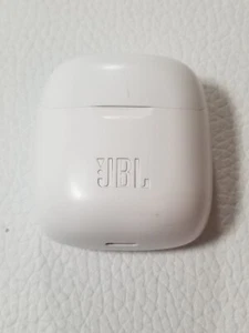 JBL Tune 225TWS True Wireless Earbud Headphones Bluetooth 25H Battery White - Picture 1 of 5