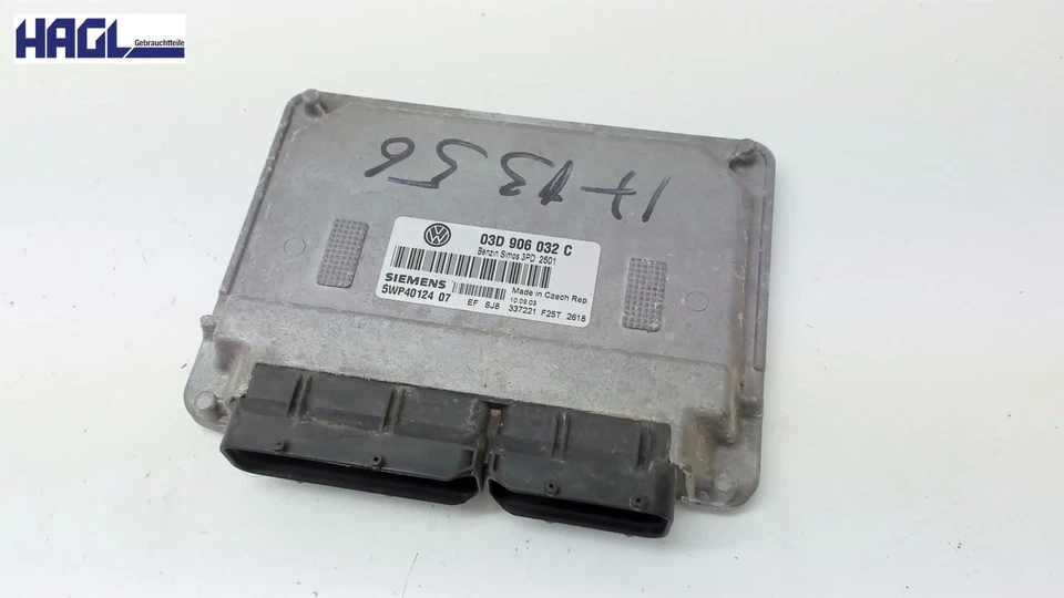 Centralina Iniezione 03D906032C VW Polo 1.2 9 N 40 Kw 55 Ps Limousine - Immagine 1 di 1