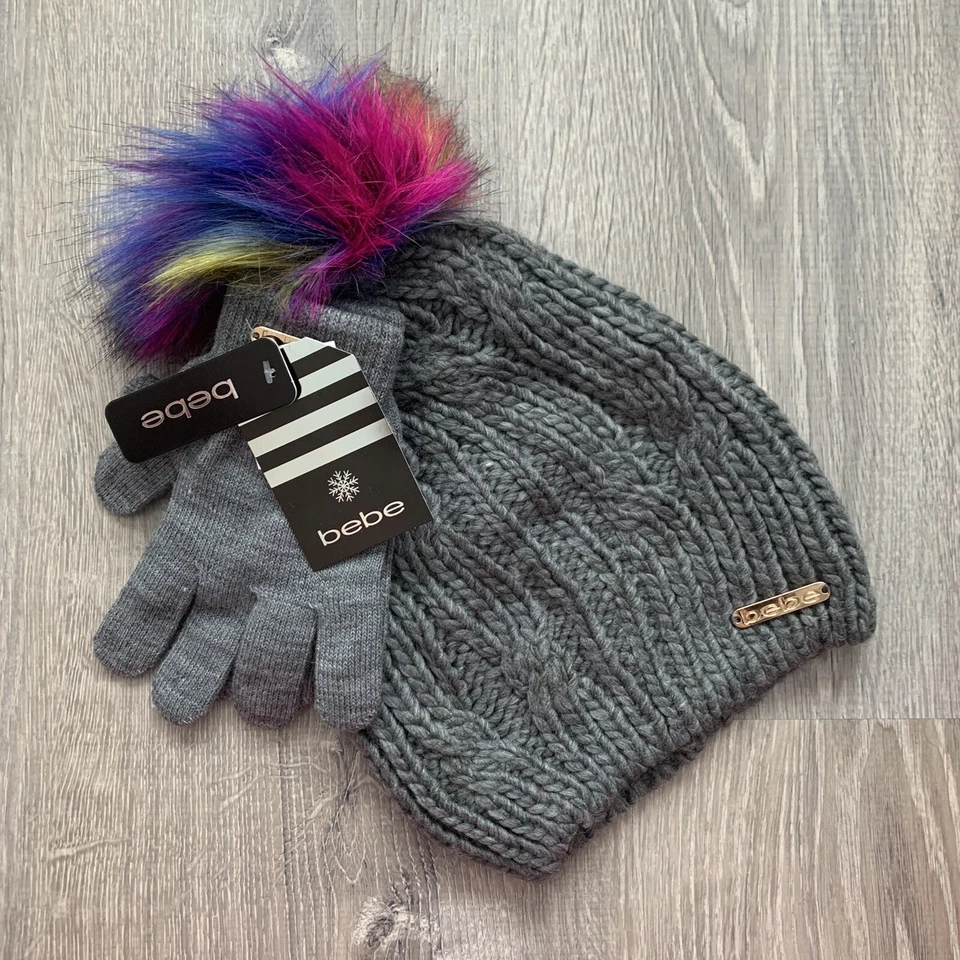 NUEVO CON ETIQUETAS BEBE Logo Gris Pom Pom Sombrero y Guantes Conjunto Gorro Invierno Moda Acogedor Foto 1 de 4