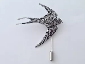 B25 Swallow english pewter Motif on a tie stick pin hat scarf collar - Picture 1 of 1