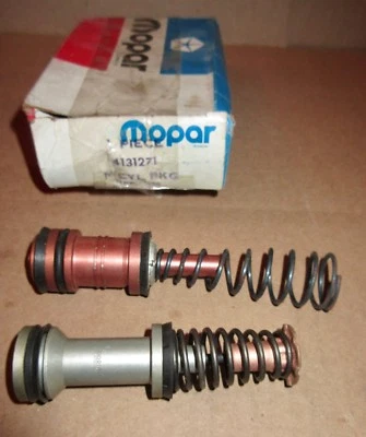 Nuevo de Lote Antiguo Mopar 4131271 kit m/cilindro 1978-1981 Dodge Truck AD100, D-W100 con 4089233 Foto 1 de 2