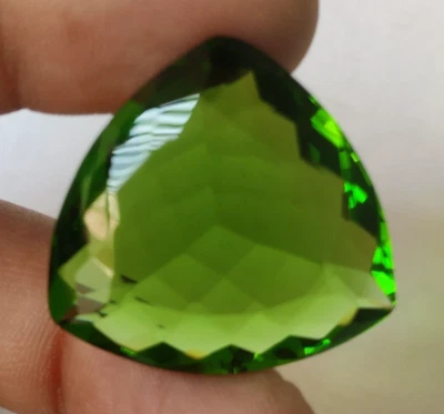 Green Peridot Trillion Cut Faceted 47.75 Ct.  Loose Gemstone for Ring & Pendant - Image 1 of 4