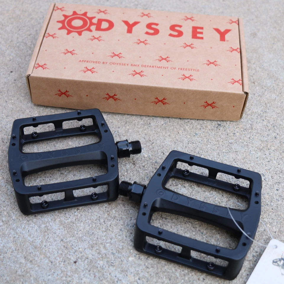 BICICLETA ODYSSEY BMX TRIBUNA DUGAN ALEACIÓN 9/16" PEDALES NEGROS PRIMO CULT Foto 1 de 1