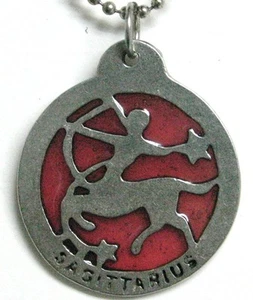 Windows to Stars pendant -Sagittarius (11/23 - 12/21) - rose resin - Picture 1 of 2