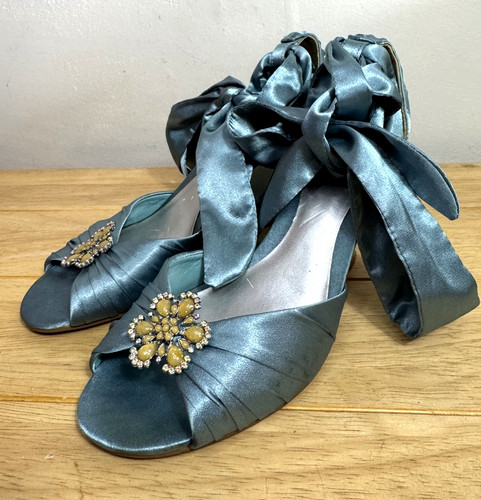 Sandali Clarks verde mare raso nastro cravatta zeppa UK 3 gemme fiore punta aperta carini