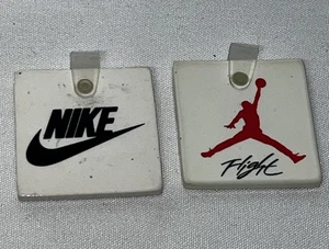 2xVintage Nike Air Jordan Schlüsselanhänger Jumpman Flight Promo USA Infrared 90s - Bild 1 von 9