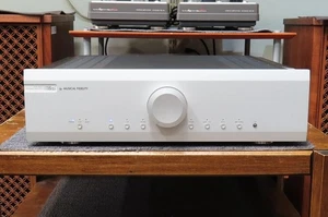 (Free Shipping) Musical Fidelity M6si500 Integrated Amplifier Silver, Used - Picture 1 of 12