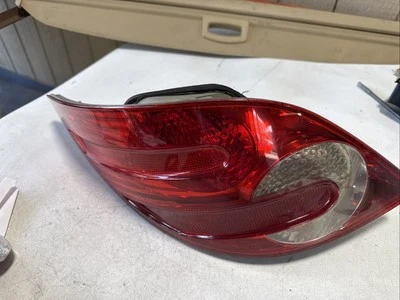 2006-2010 Mercedes Benz R350 Right Passenger Taillight RH RP 403122R - Image 1 of 4