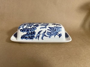 Churchill English tableware Blue Willow Butter dish in Excellent Used Condition - Picture 1 of 7