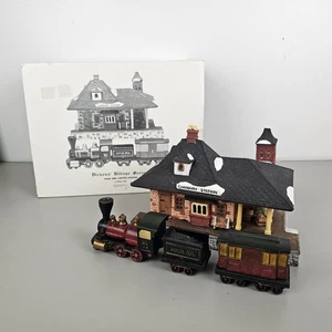 Dept 56 Train and Lighted Station Dickens Village Vintage 1986 in OVP  - Bild 1 von 12