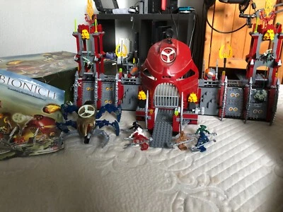 LEGO BIONICLE: Battle of Metru Nui (8759) Complete w/ box & instructions - Image 1 of 2