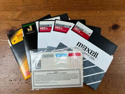 🍏 Five Assorted SS/DD 5.25 Floppy Disks Assorted And Labels - Image 1 of 2