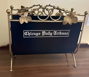 Mid-Century Chicago Tribune Art-Deco Holz & Metall Magazin/Zeitungsständer/Ständer - Bild 1 von 9