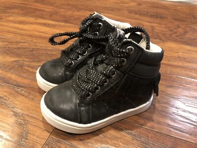 Zapatillas altas CIRCO negras con flecos brillantes para niñas pequeñas-5-RARAS Foto 1 de 4