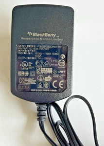 Genuine Blackberry PSM04R-050CHW1(M) AC Power Supply Adapter Phone Charger - Picture 1 of 5