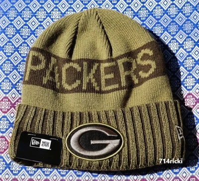 Sombrero gorro tejido con puños New Era de los Green Bay Packers de la NFL Salute to Service 2025 Foto 1 de 3