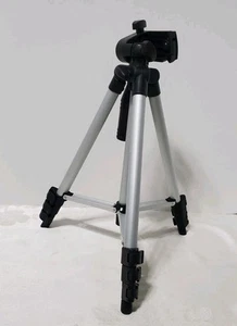 Bower Open Box New Photo/Video Tripod Standard Fully Extends 43" - Picture 1 of 13