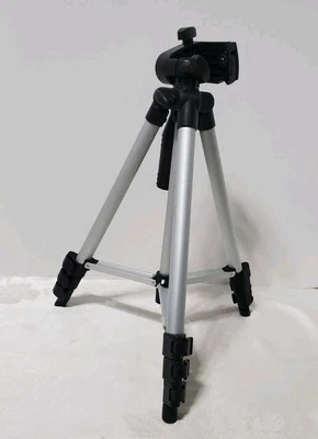  Bower Open Box New Photo/Video Tripod Standard Fully Extends 43" - Image 1 of 4