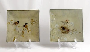 Songbirds Pair Glass Plates Green Art In Motion Signed J McGannon 2009 - Bild 1 von 4