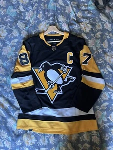 New Adidas Sidney Crosby Pittsburgh Penguins NHL Primegreen Jersey - Size 50 - Picture 1 of 2