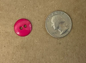 BLUMENTHAL LANSING BUTTONS #570000006-FUCHSIA, 2 HOLE, 5/8" (16MM)-10 IN A SET - Picture 1 of 1