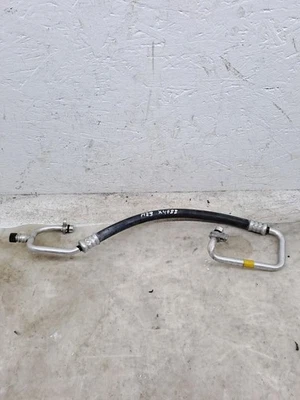 Manguera aire acondicionado mazda cx-3 2016 Foto 1 de 4