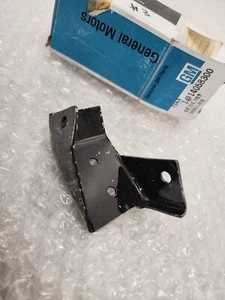 84-89 C4 Corvette Lower Radiator Air Baffle Deflector Support Bracket RH Inner - Picture 1 of 4