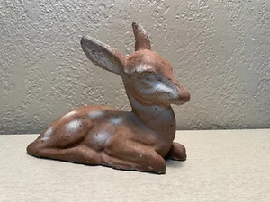 Vintage Aged Patina Concrete Cement Deer Fawn 6.5 X 8 Garden Yard Statue - Picture 1 of 11