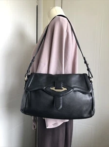 RADLEY Shoulder Or Crossbody Handbag Black Leather Clean Linings - Picture 1 of 13