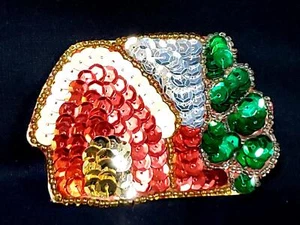 Vintage Retro Beaded Sequin Handmade Christmas Magnet Red Barn - Free Shipping - Picture 1 of 2